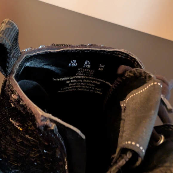 DKNY Black Sneakers - Picture 8 of 8